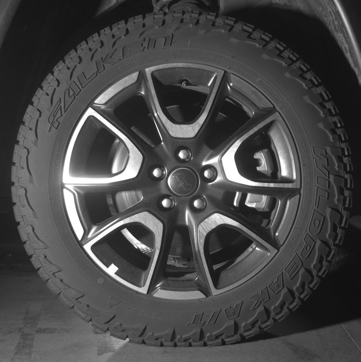 Used 2025 Jeep Compass Trailhawk image 13