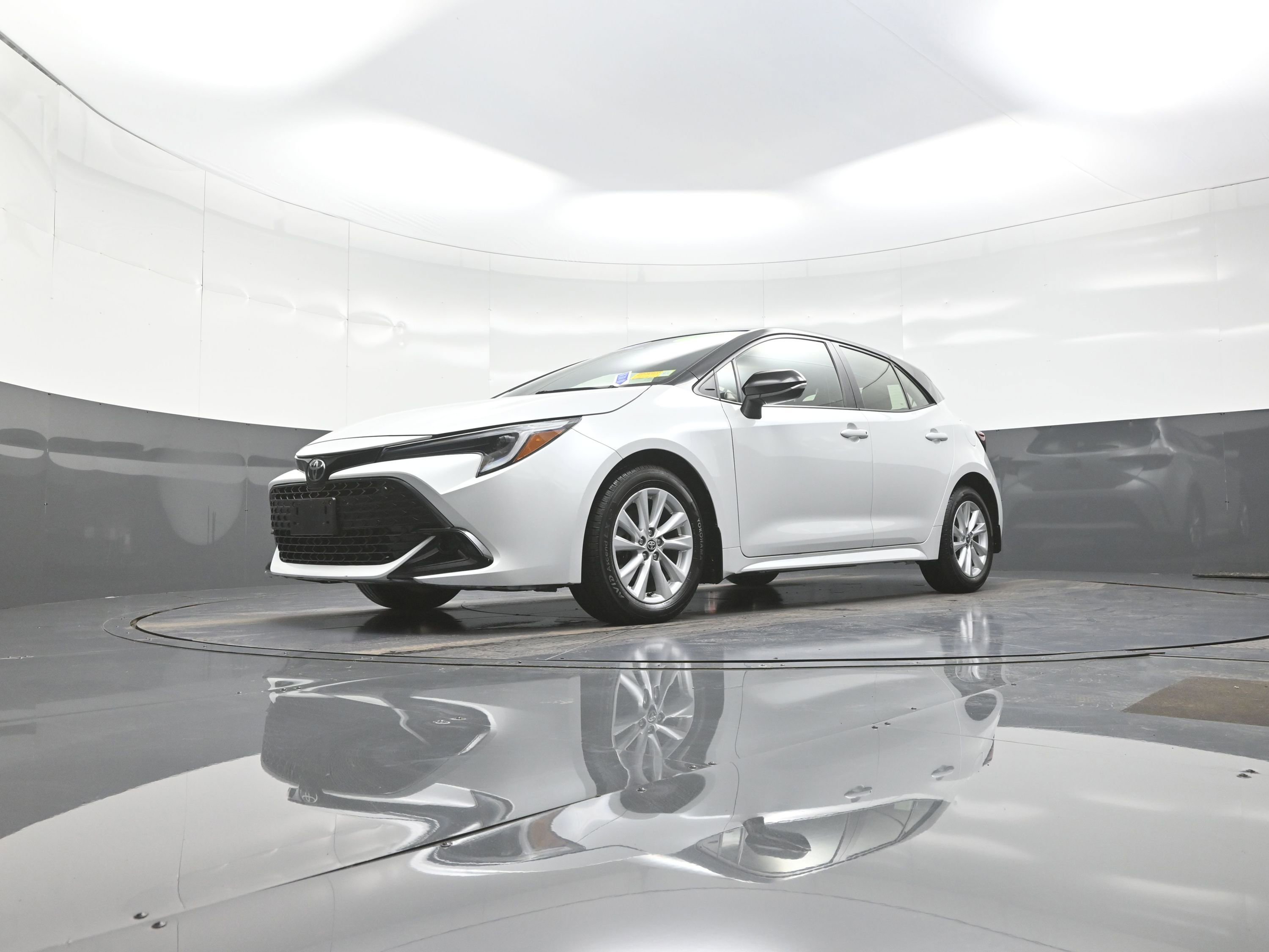 Used 2023 Toyota Corolla SE image 11