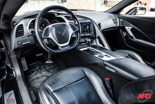 Used 2015 Chevrolet Corvette Z06 w/ 2LZ Preferred Equipment Group RWD image 2