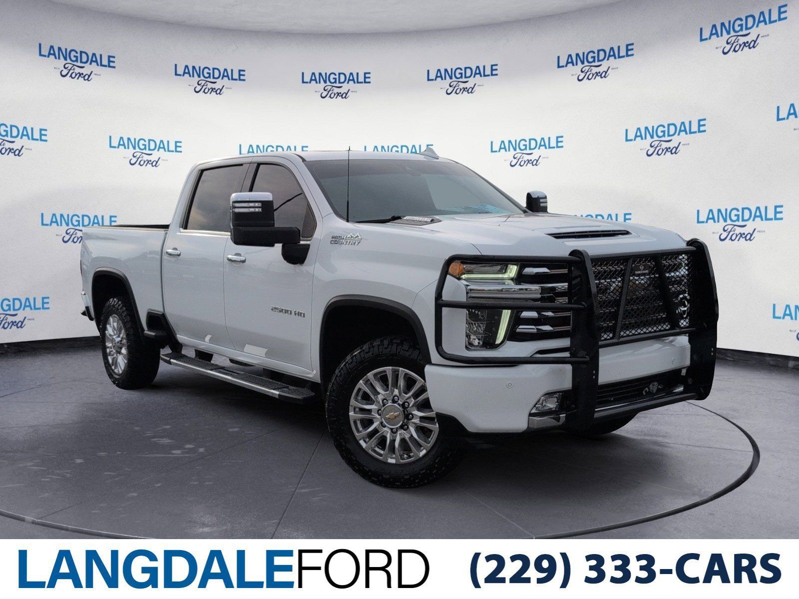 Used 2022 Chevrolet Silverado 2500 High Country w/ Technology Package AWD/4WD image 1