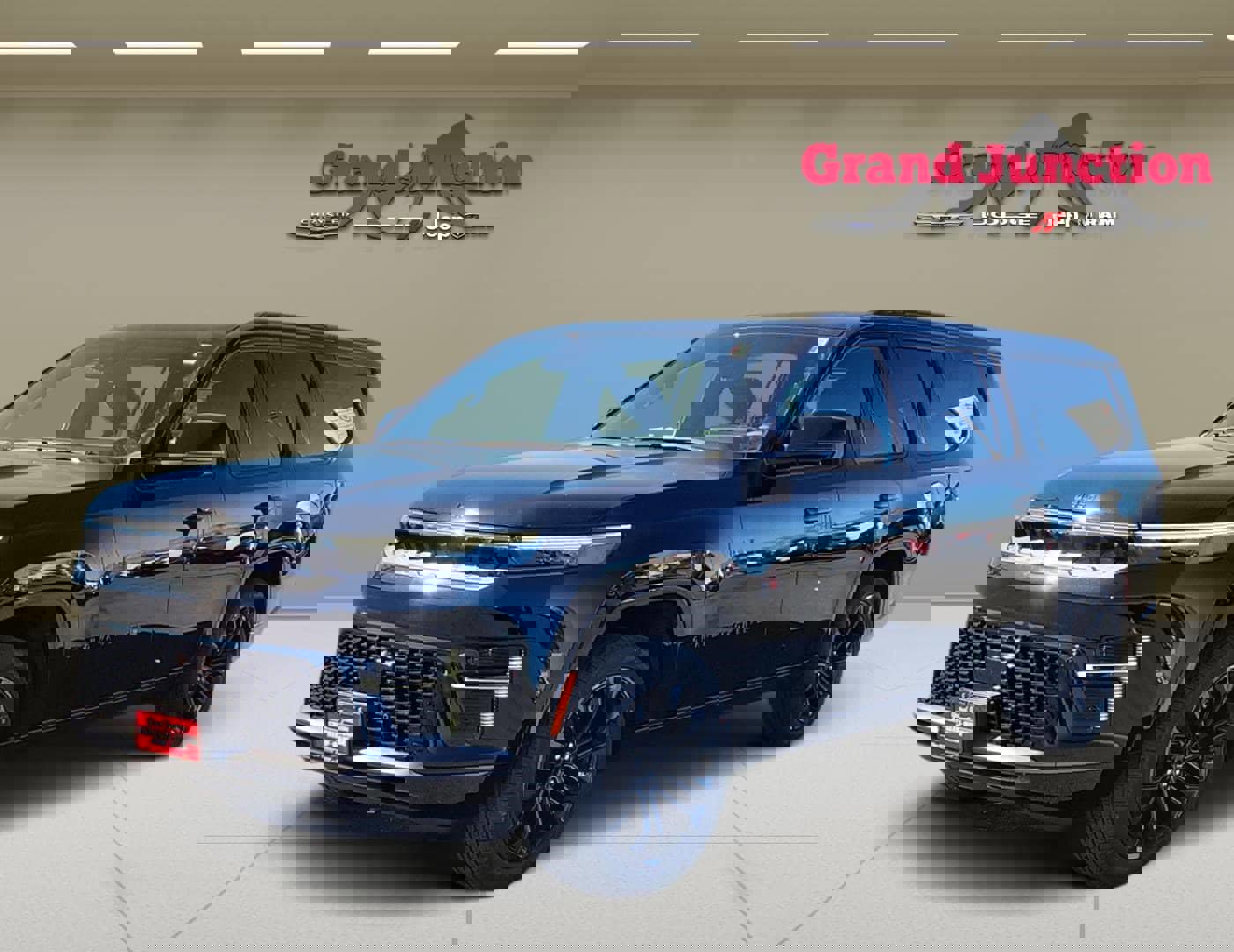 New 2026 Jeep Grand Wagoneer L Summit image 2