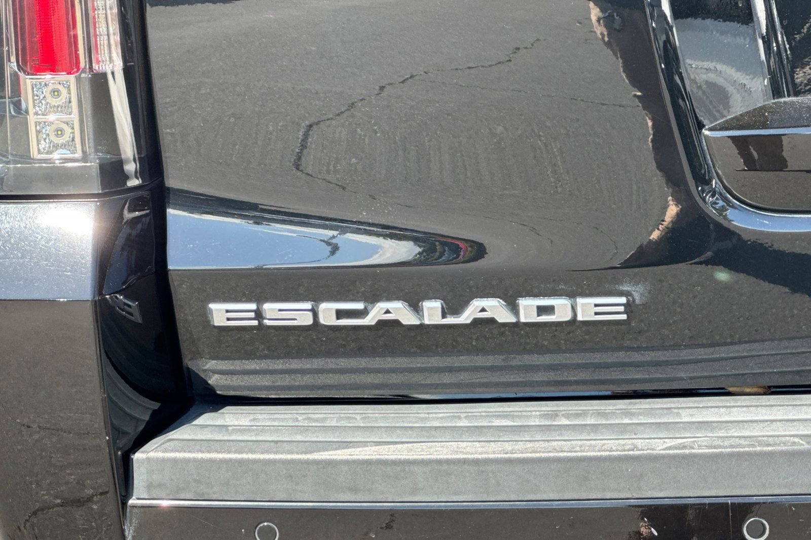 Used 2019 Cadillac Escalade ESV Platinum image 53