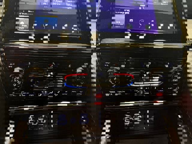 New 2025 Jeep Grand Cherokee Laredo w/ Luxury Tech Group I image 12