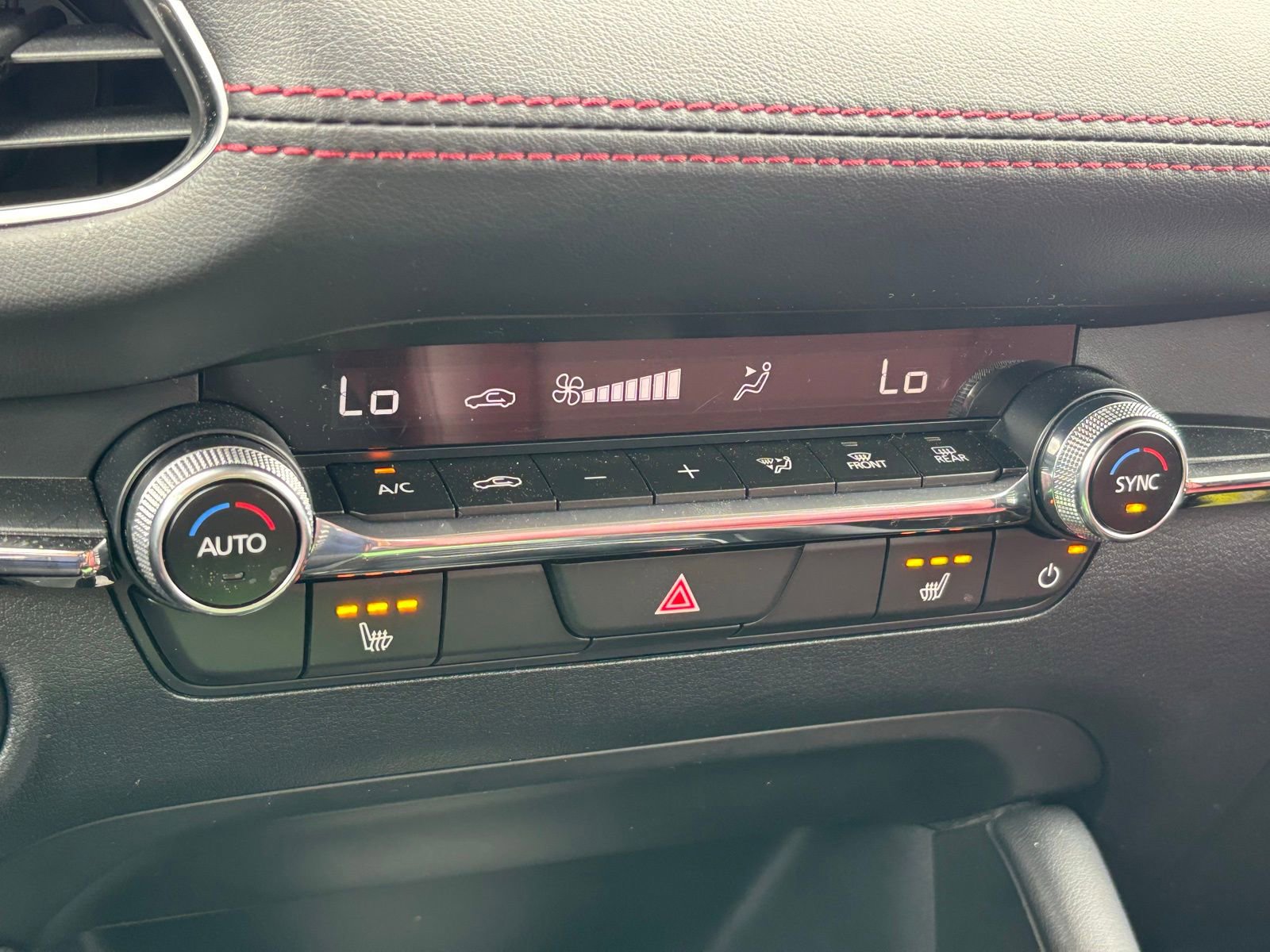 Used 2025 MAZDA MAZDA3 s image 10