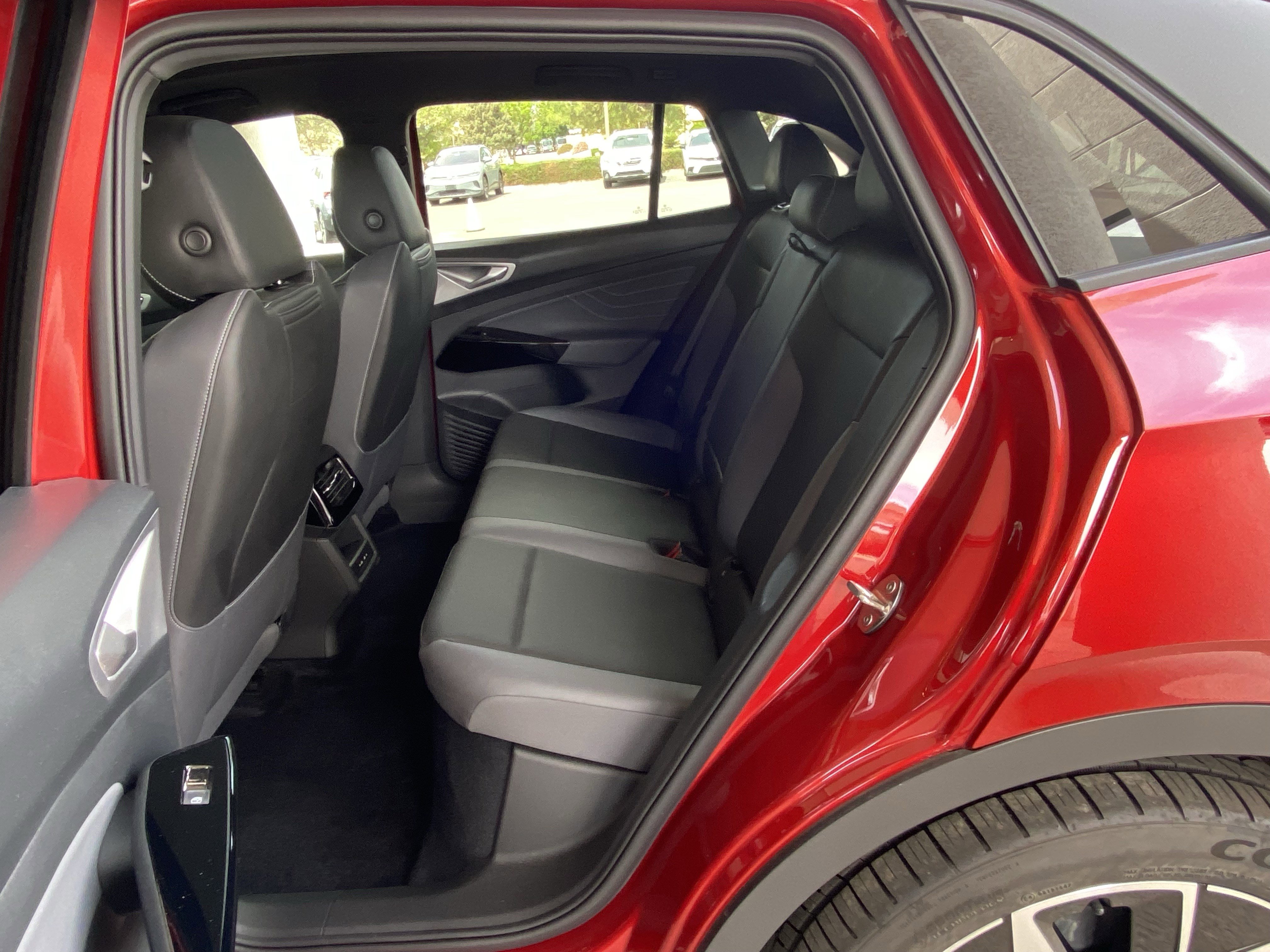 Used 2023 Volkswagen ID.4 Pro S RWD image 30