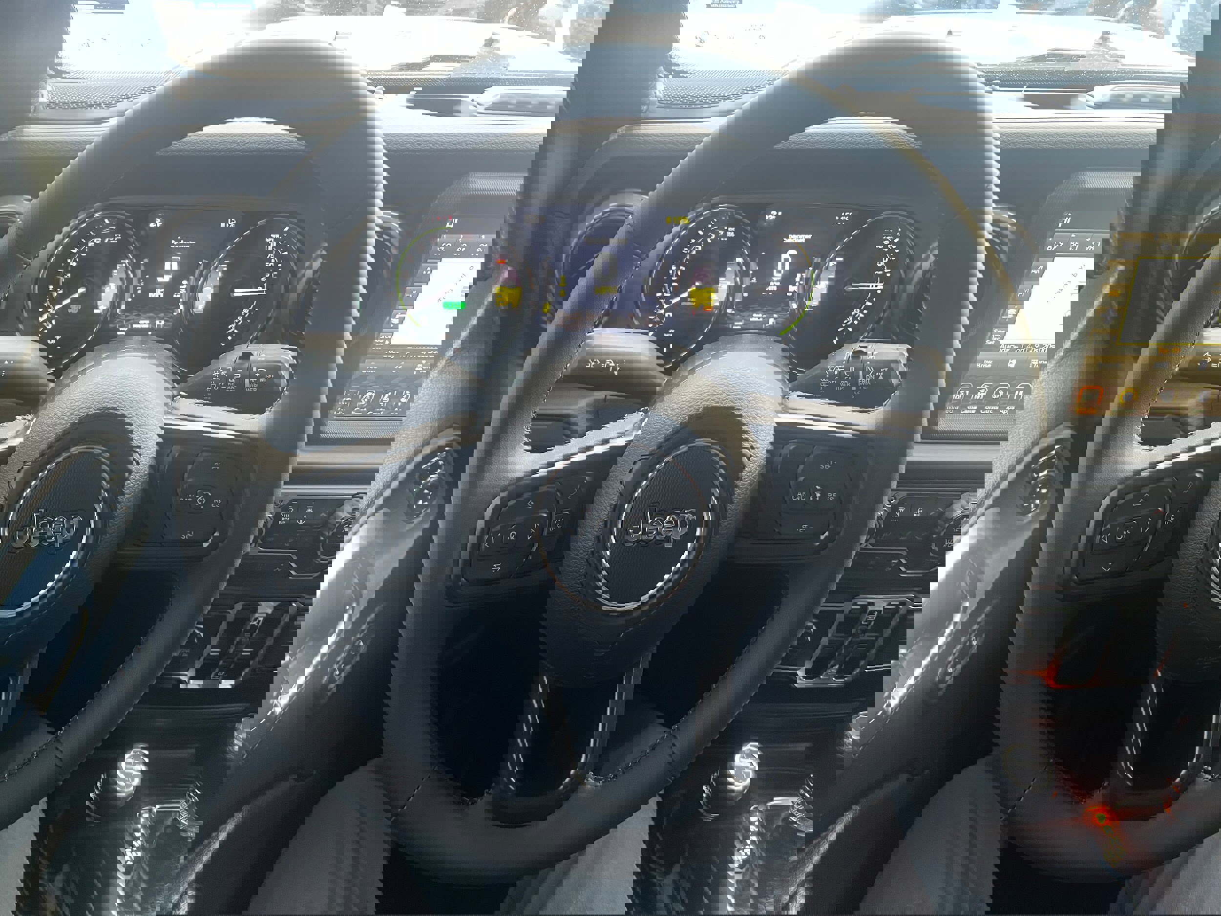 Used 2023 Jeep Wrangler Unlimited w/ Cold Weather Group image 23