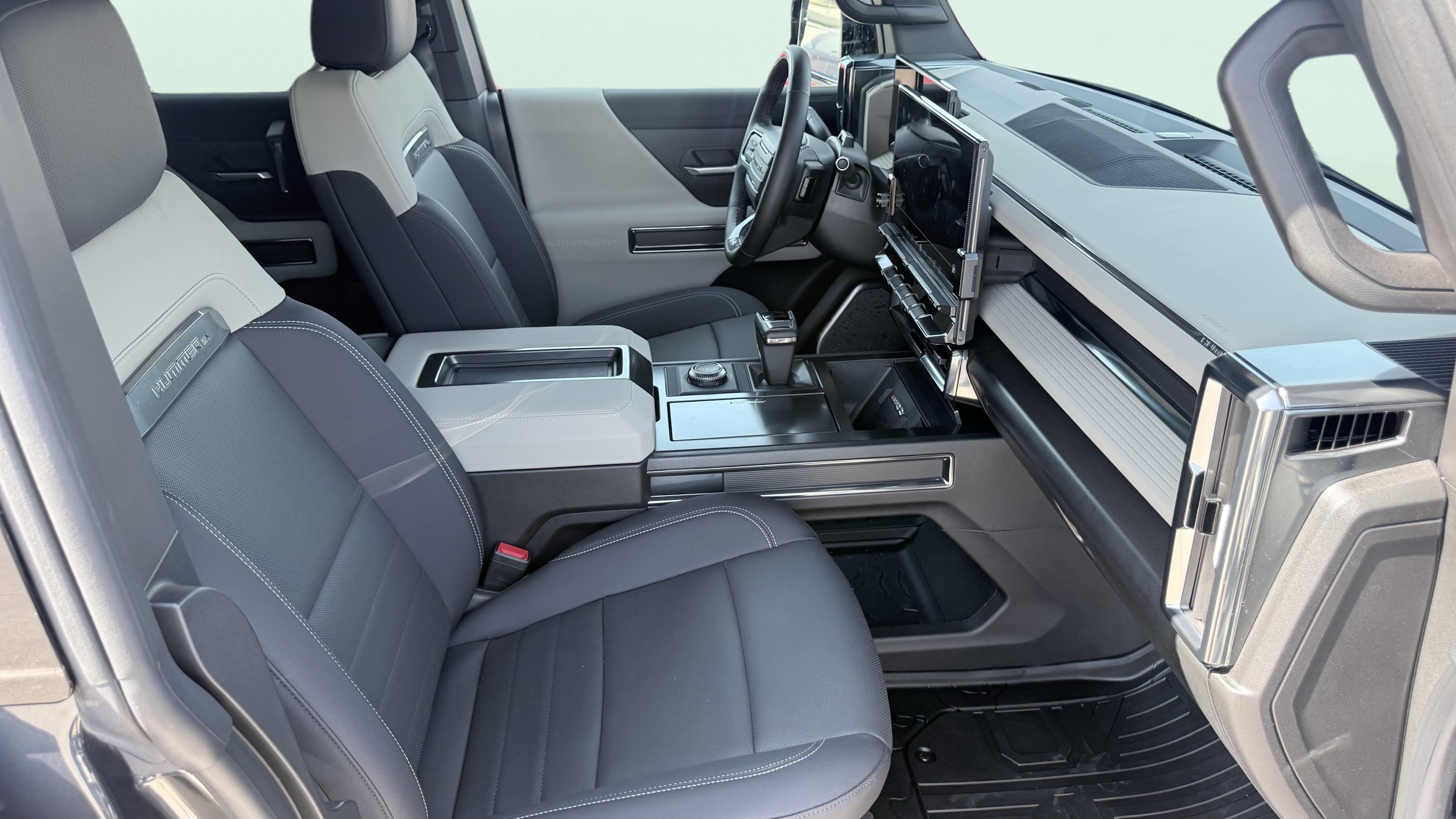 Used 2026 GMC Hummer EV SUV AWD/4WD image 44