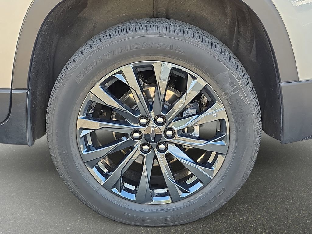 Used 2023 Chevrolet Traverse RS w/ LPO, Floor Liner Package AWD/4WD image 39