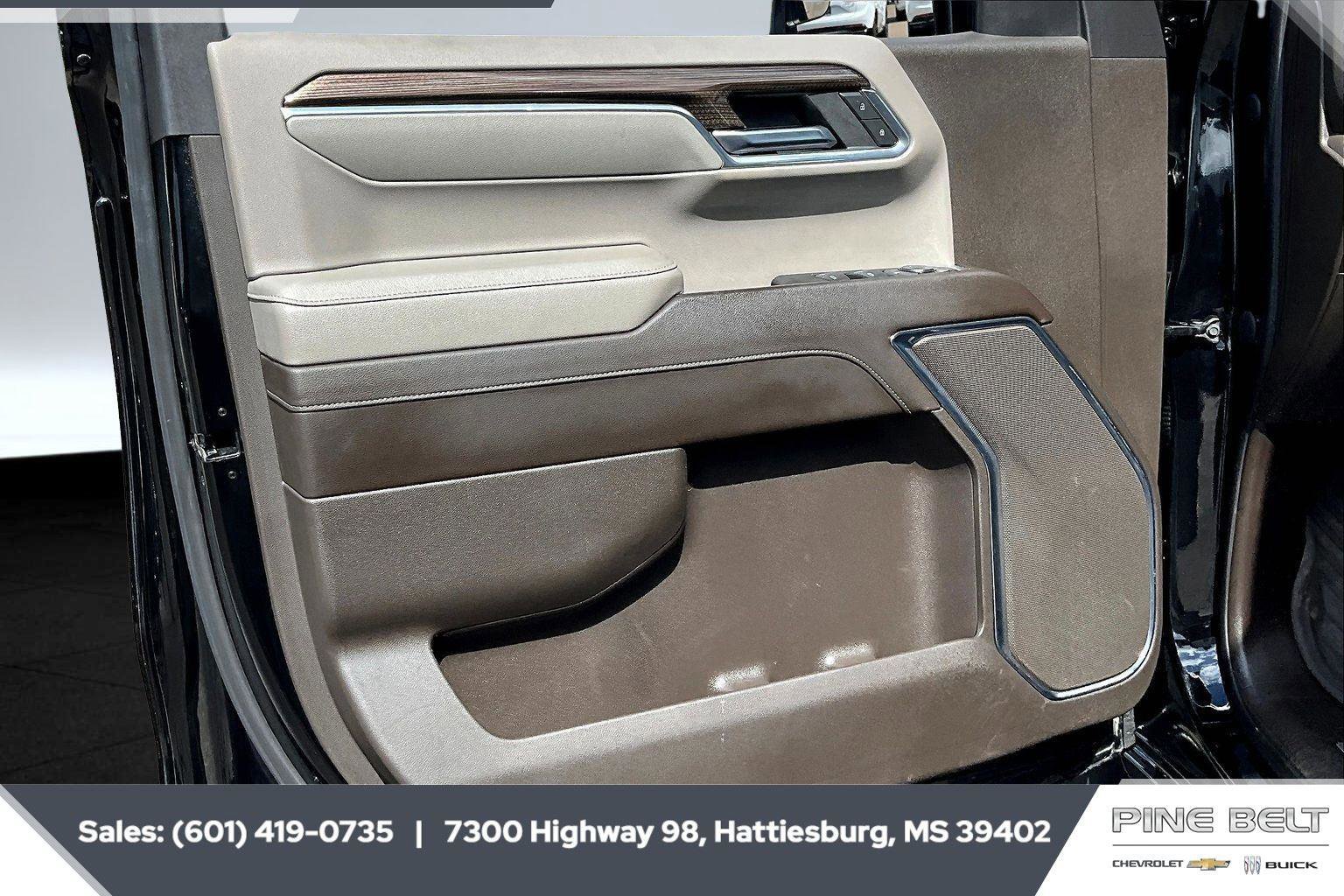 Used 2023 Chevrolet Silverado 1500 LT w/ Z71 Off-Road Package image 18