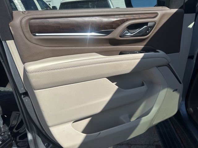 Used 2023 GMC Yukon Denali w/ Max Trailering Package image 9