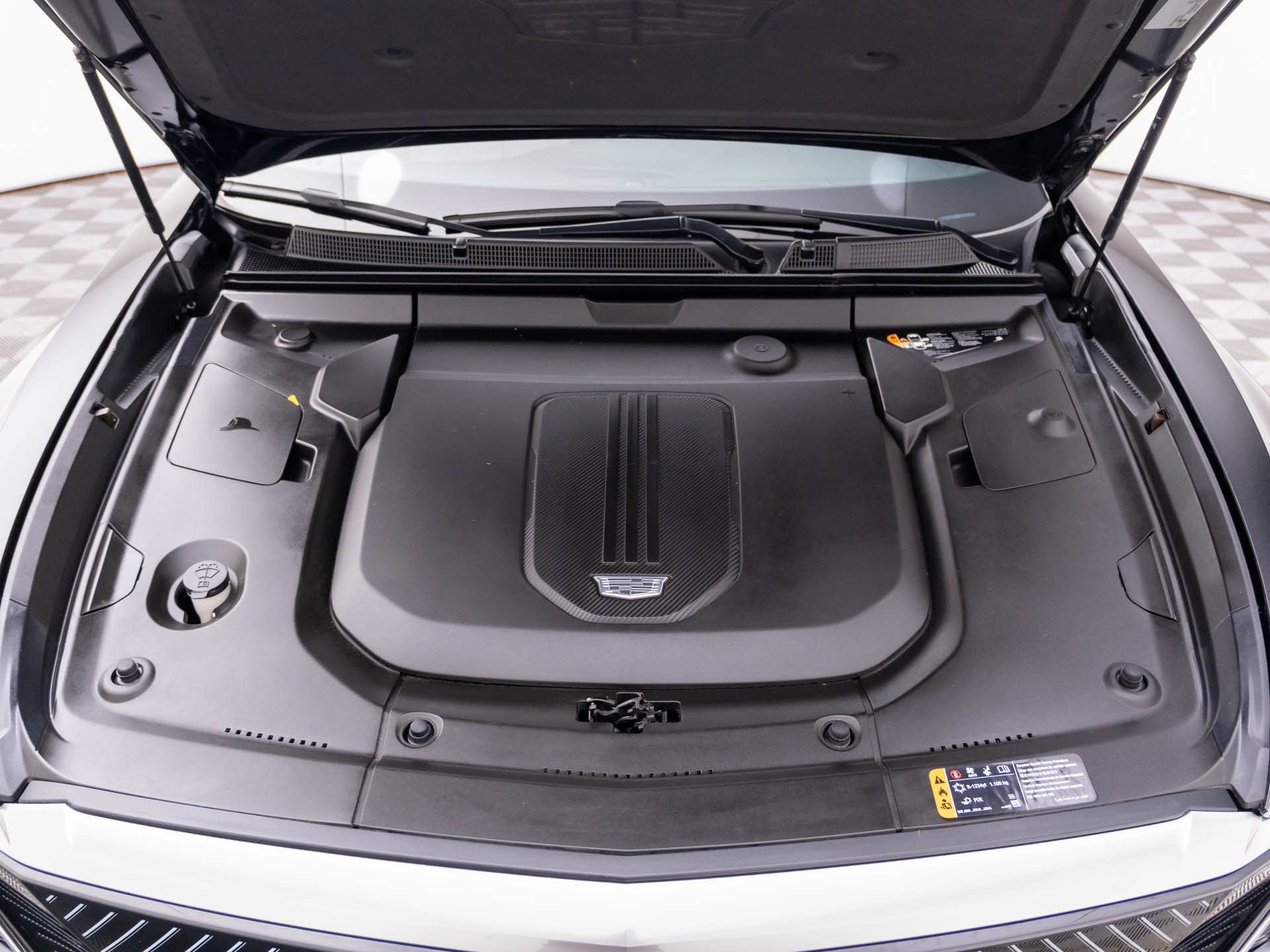 Certified 2024 Cadillac Lyriq Luxury RWD image 36