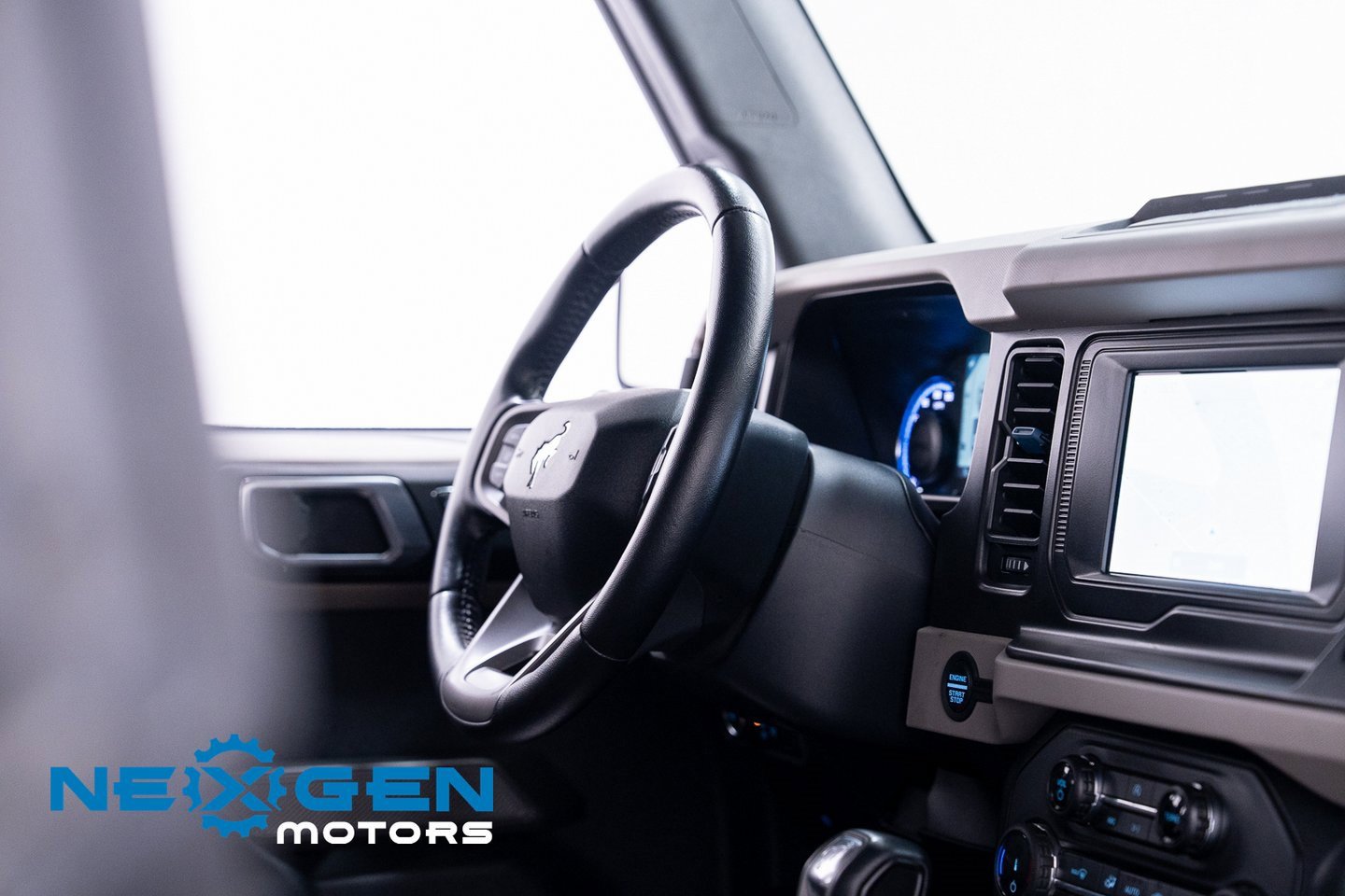 Used 2022 Ford Bronco Wildtrak image 43