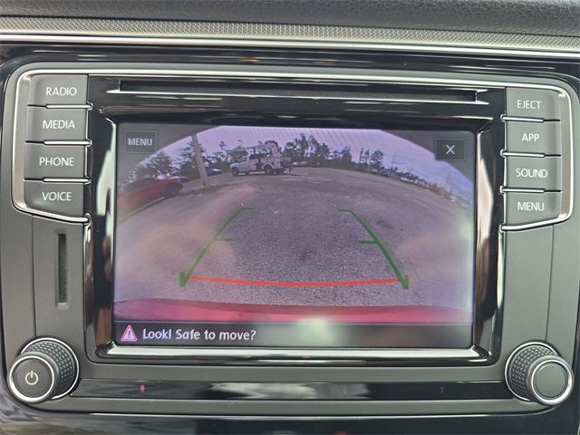 Used 2019 Volkswagen Passat 2.0T Wolfsburg w/ Wheels & Sunroof Package image 19