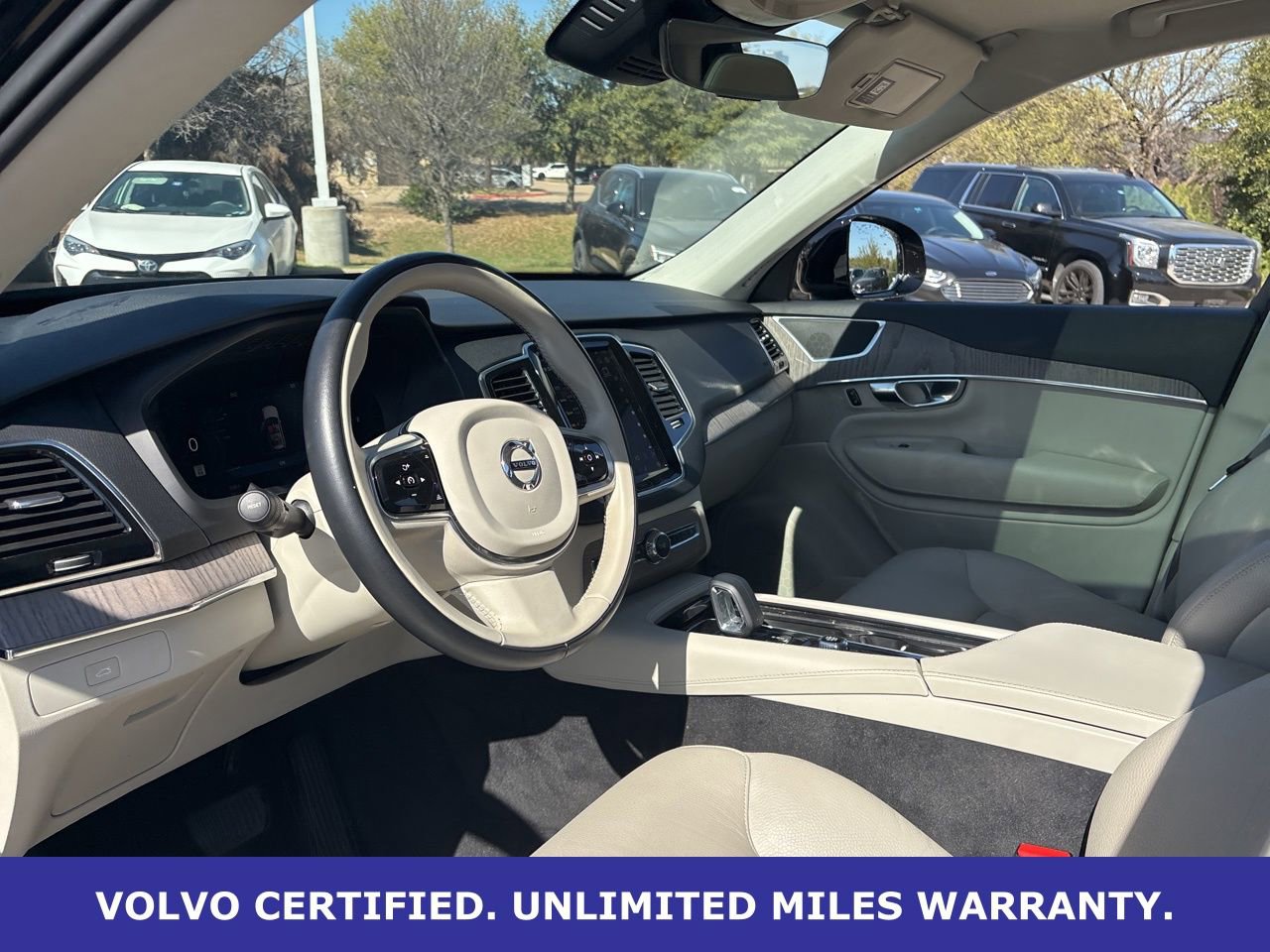 Used 2023 Volvo XC90 B6 Plus w/ Protection Package Premier image 19