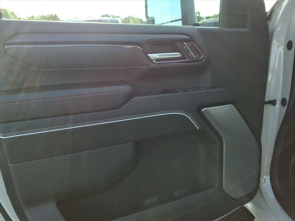 New 2026 GMC Sierra 2500 AT4X image 14