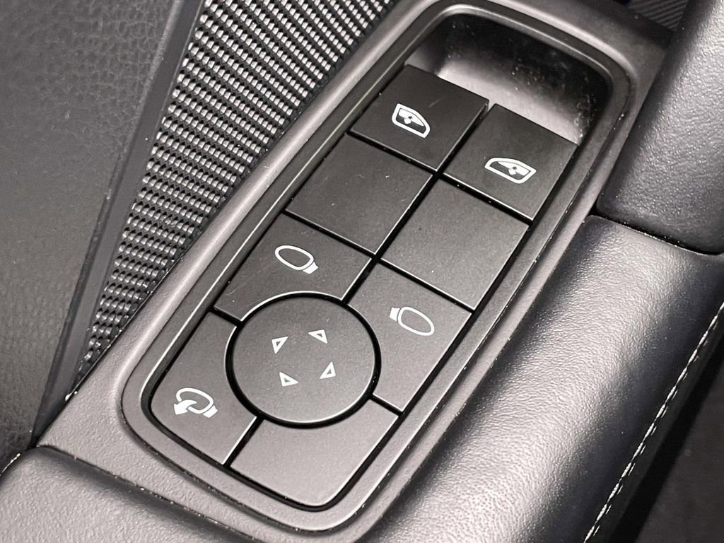 Certified 2025 Porsche 911 Carrera image 36