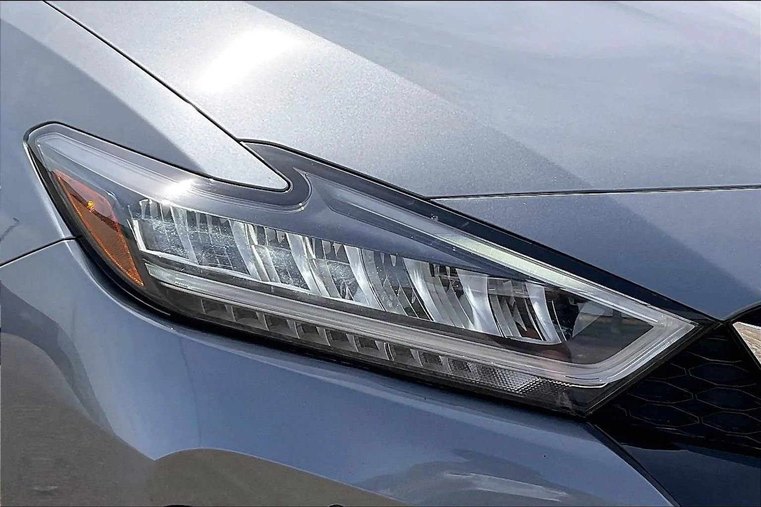 Used 2023 Nissan Maxima SL FWD image 38