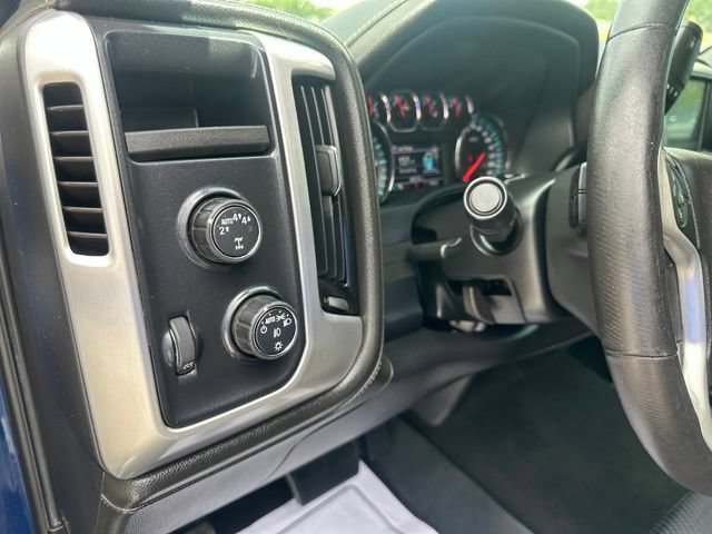Used 2017 GMC Sierra 1500 SLE w/ SLE Value Package AWD/4WD image 8
