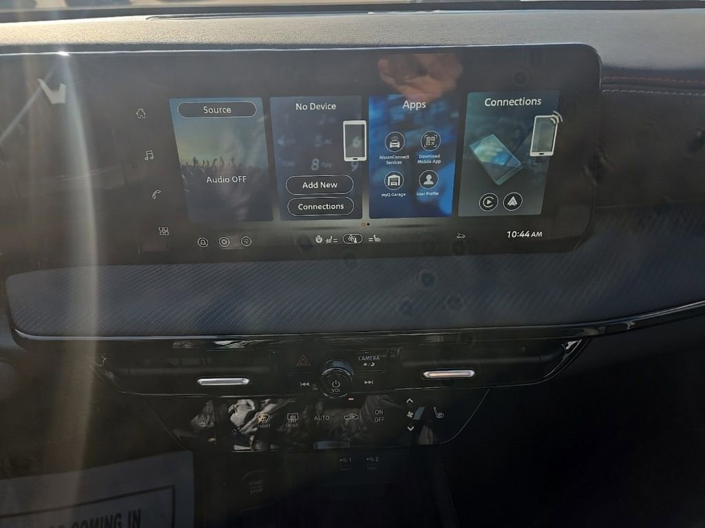 New 2026 Nissan Kicks SR w/ SR Premium Package image 17