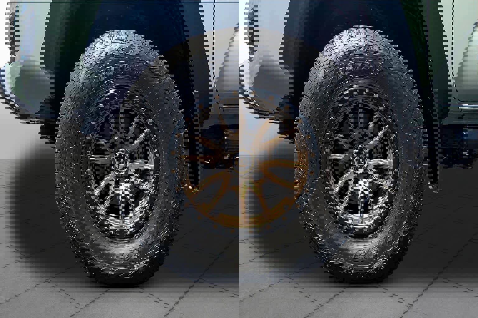 Used 2023 Toyota Tacoma TRD Off-Road image 10