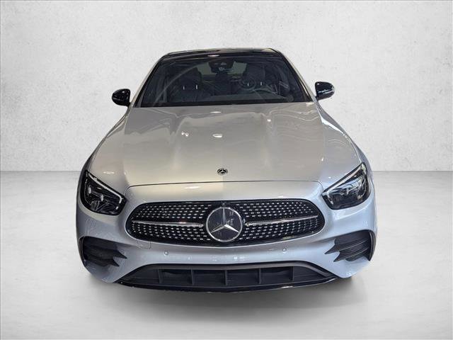 Used 2023 Mercedes-Benz E 350 4MATIC Sedan image 2