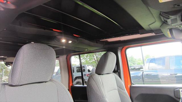 Certified 2025 Jeep Wrangler Unlimited Sport AWD/4WD image 16