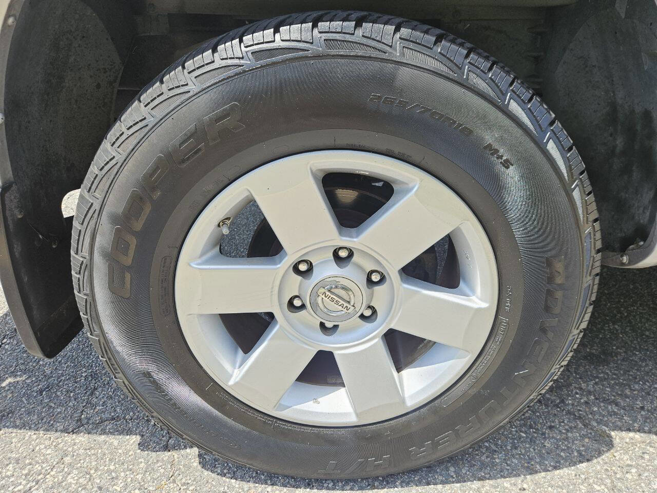 Used 2009 Nissan Titan XE w/ XE Max Utility Pkg RWD image 25