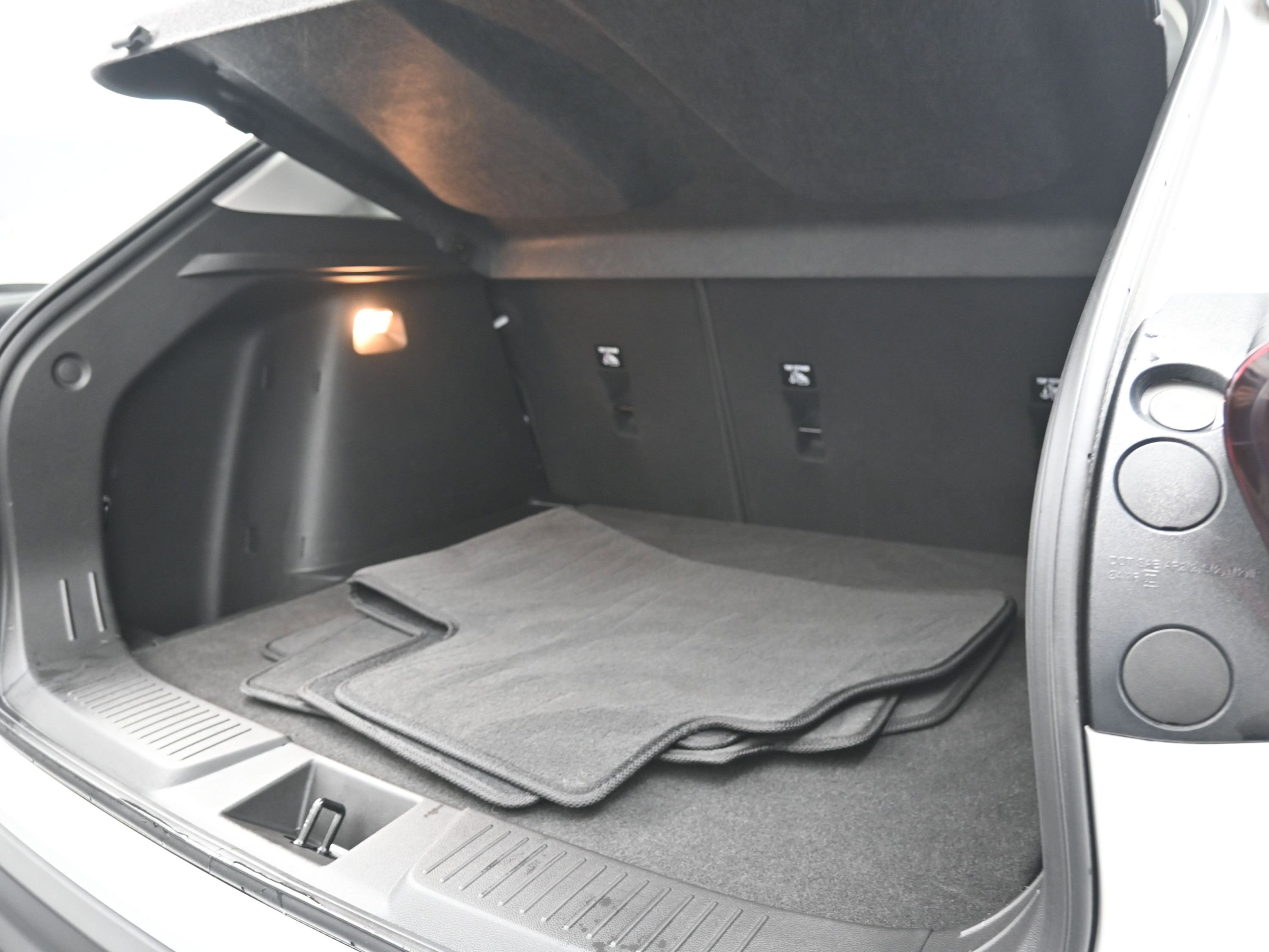 Used 2024 Chevrolet Trax LT w/ Driver Confidence Package image 22