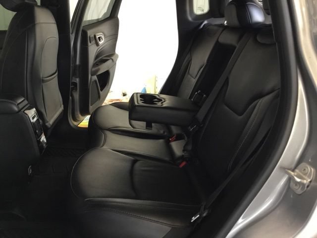 Used 2022 Jeep Compass High Altitude AWD/4WD image 36
