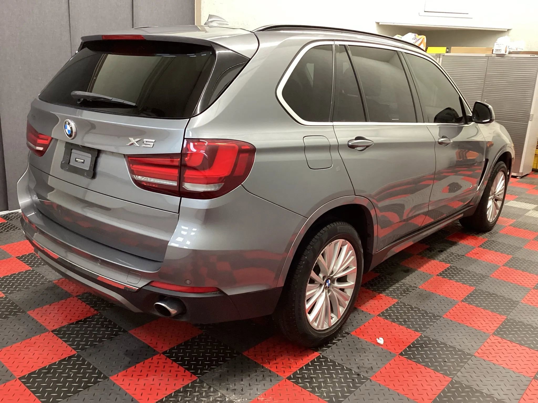 Used 2016 BMW X5 xDrive35i image 3