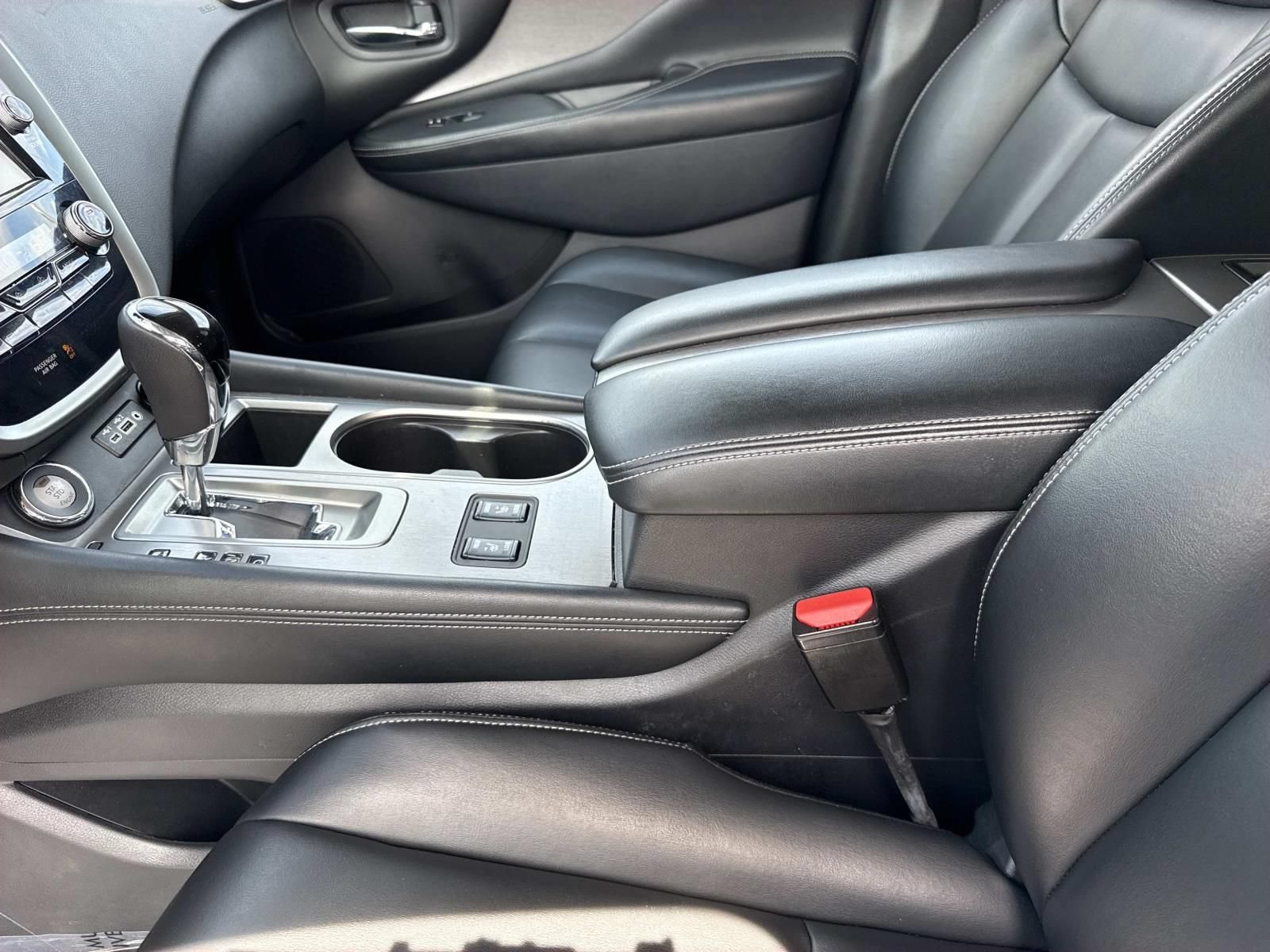 Used 2024 Nissan Murano SV AWD/4WD image 21