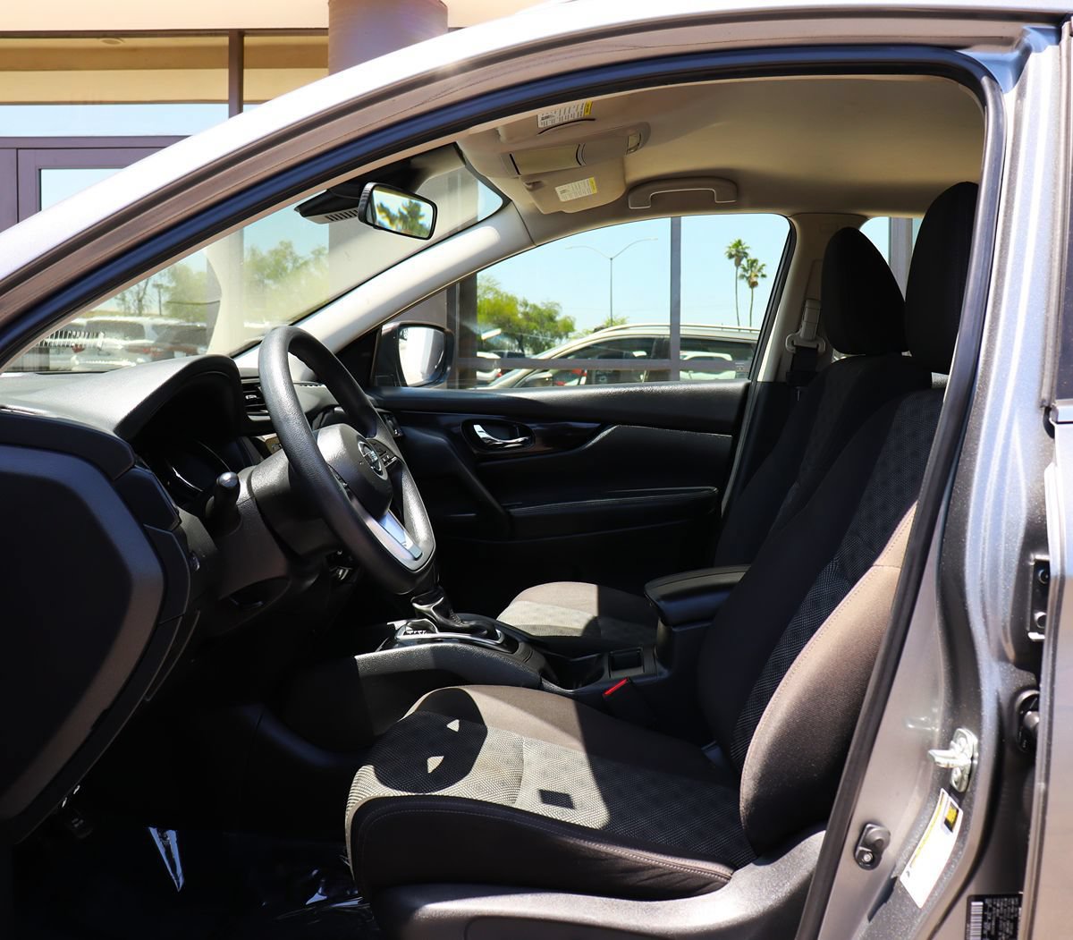 Used 2019 Nissan Rogue Sport SV FWD image 37