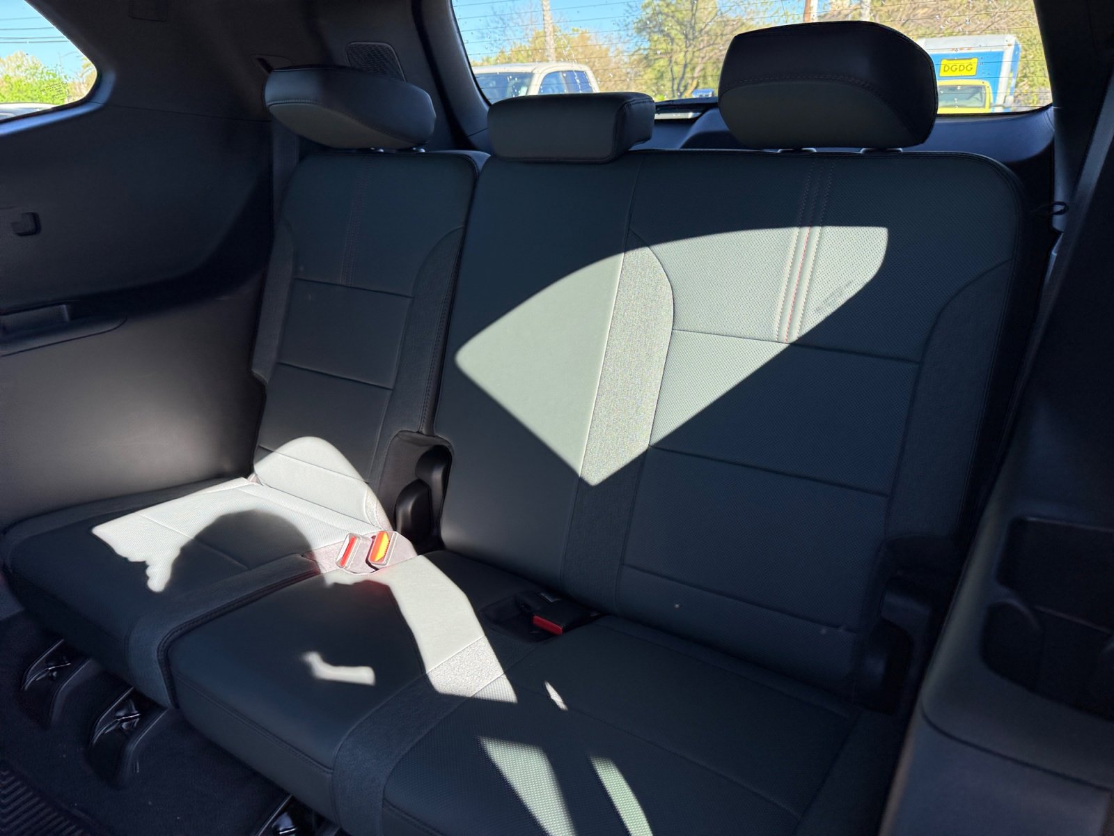 New 2026 GMC Acadia AT4 w/ Luxury Package image 21