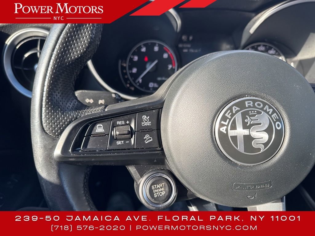 Used 2023 Alfa Romeo Stelvio Ti image 36