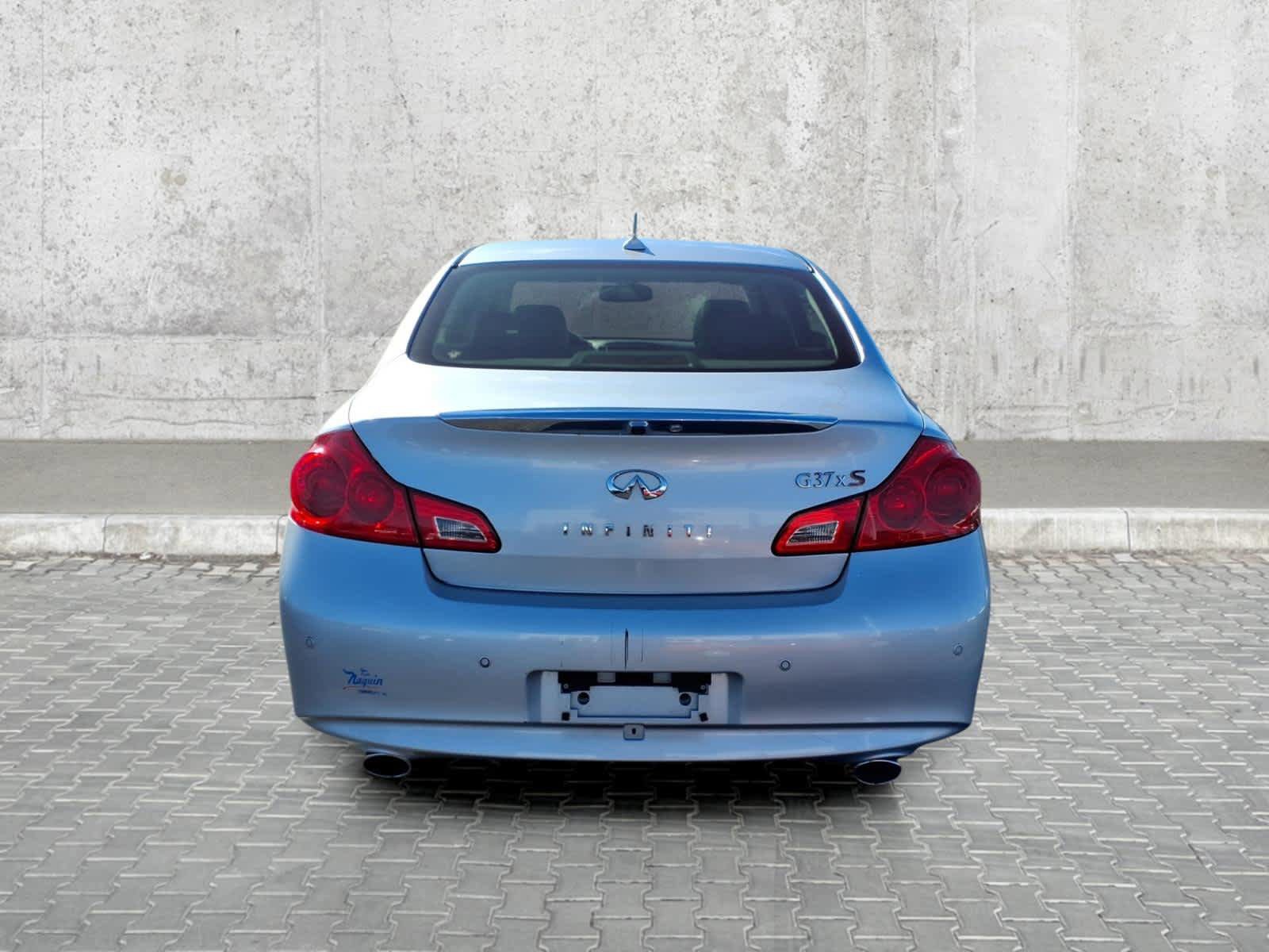 Used 2011 INFINITI G37 x w/ Premium Pkg image 10