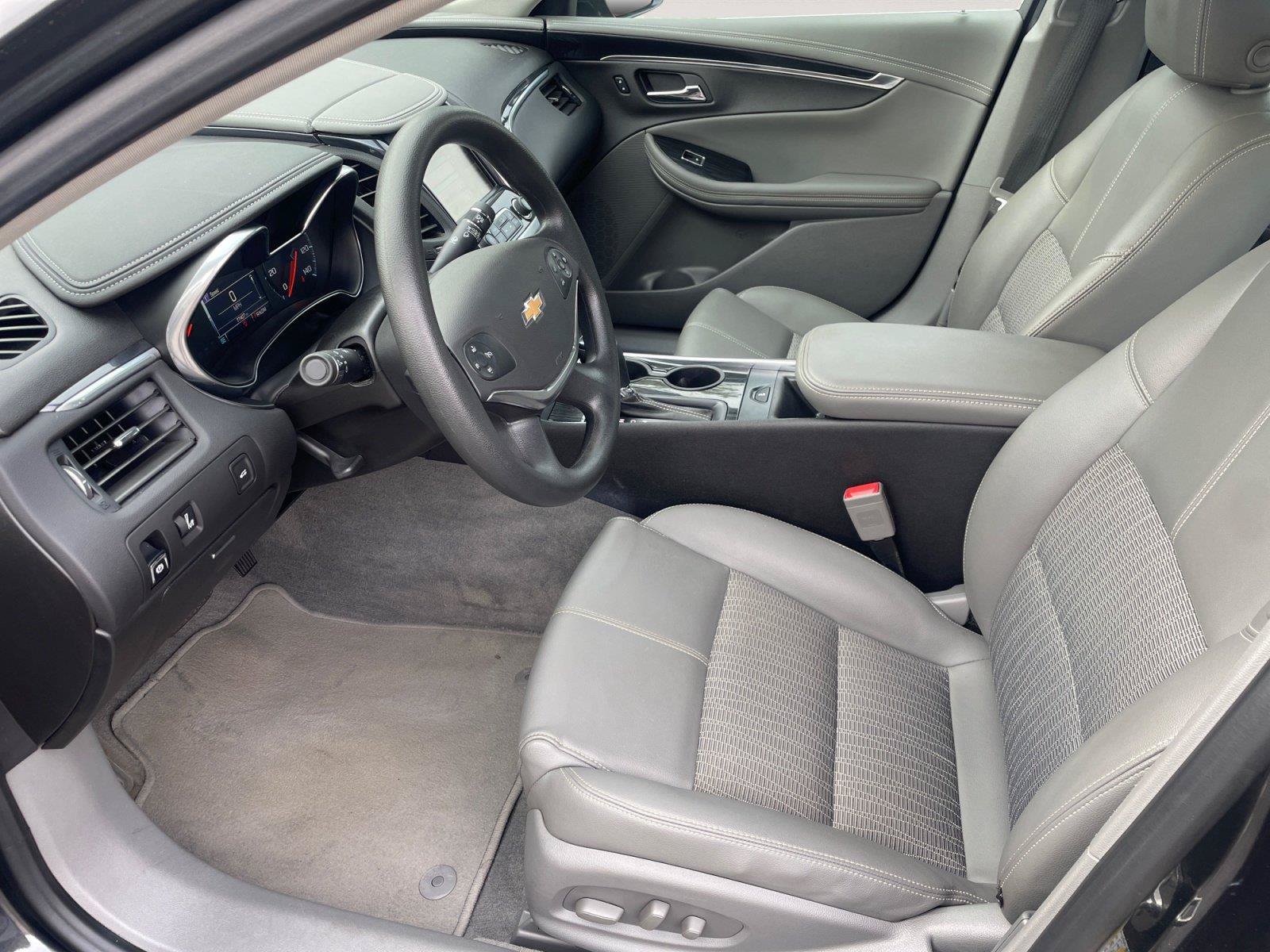 Used 2019 Chevrolet Impala LS FWD image 9