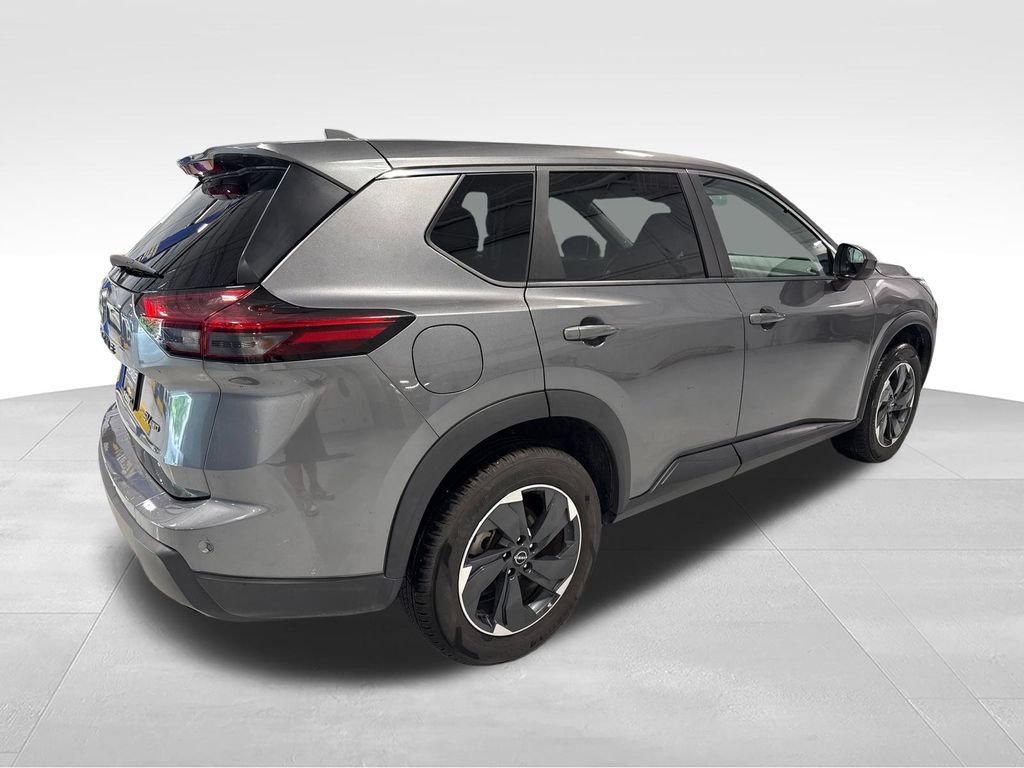 Used 2024 Nissan Rogue SV AWD/4WD image 47