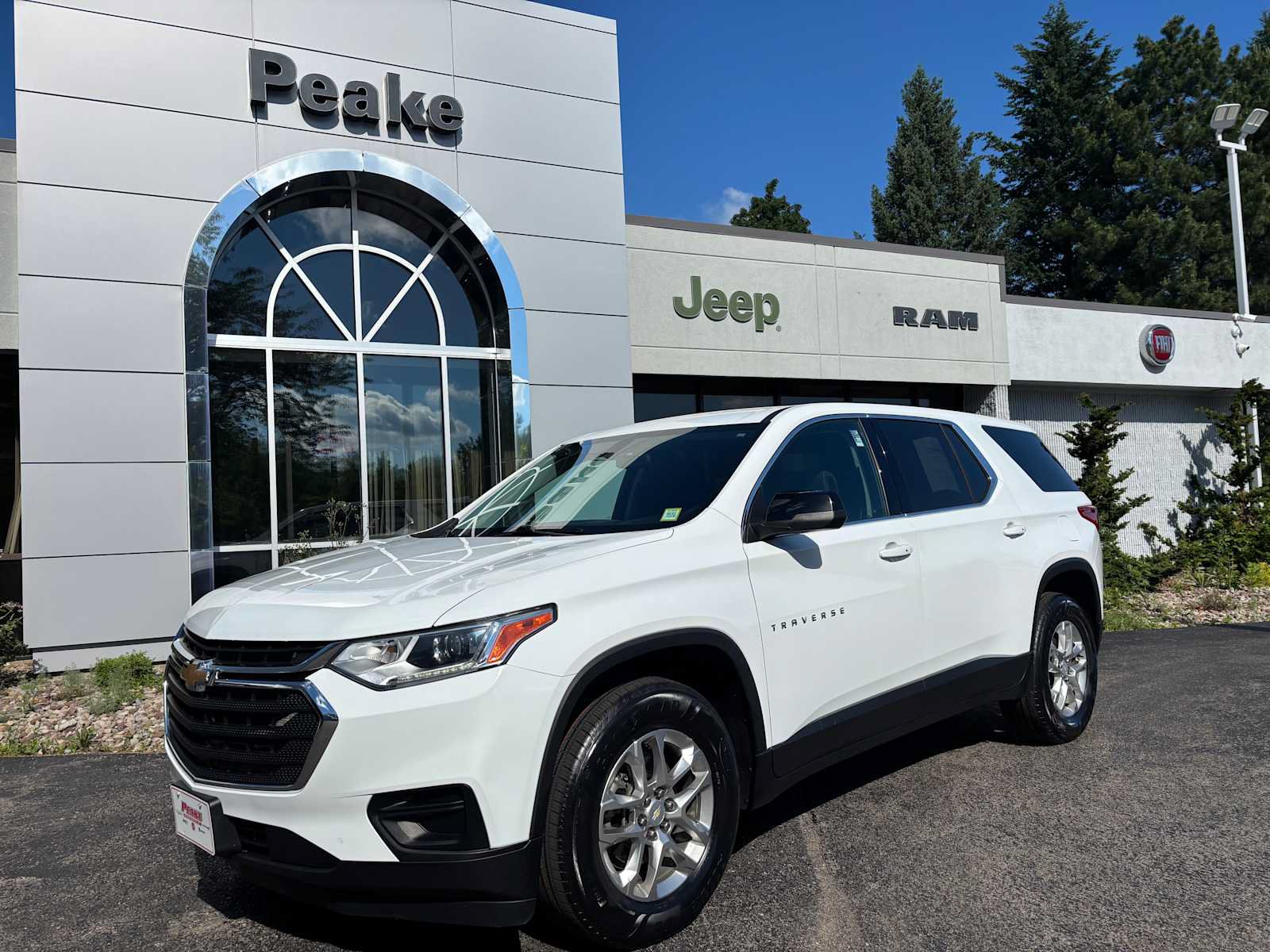 Used 2021 Chevrolet Traverse LS