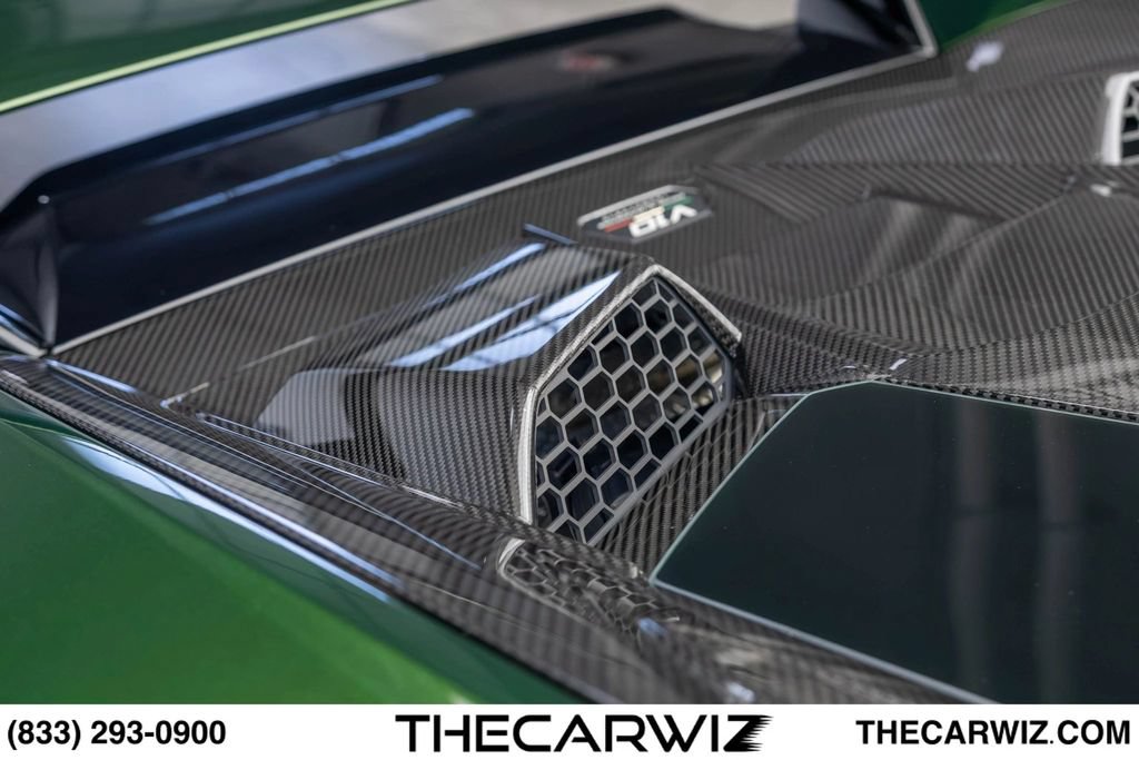 Used 2024 Lamborghini Huracan Tecnica RWD image 36