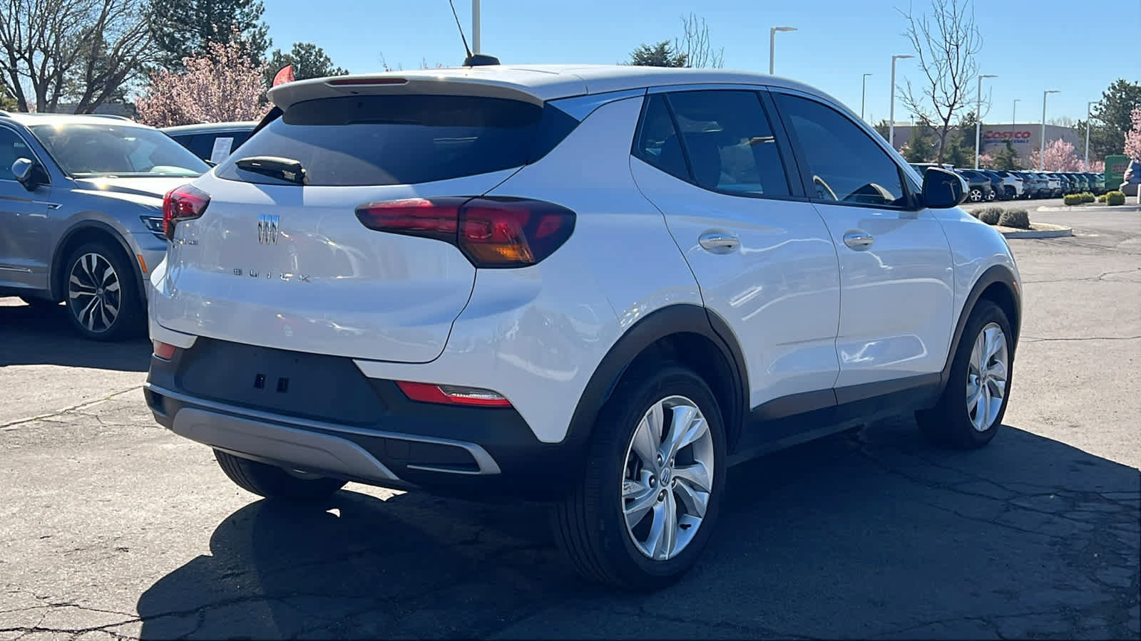 Used 2024 Buick Encore GX Preferred w/ Comfort Package image 5