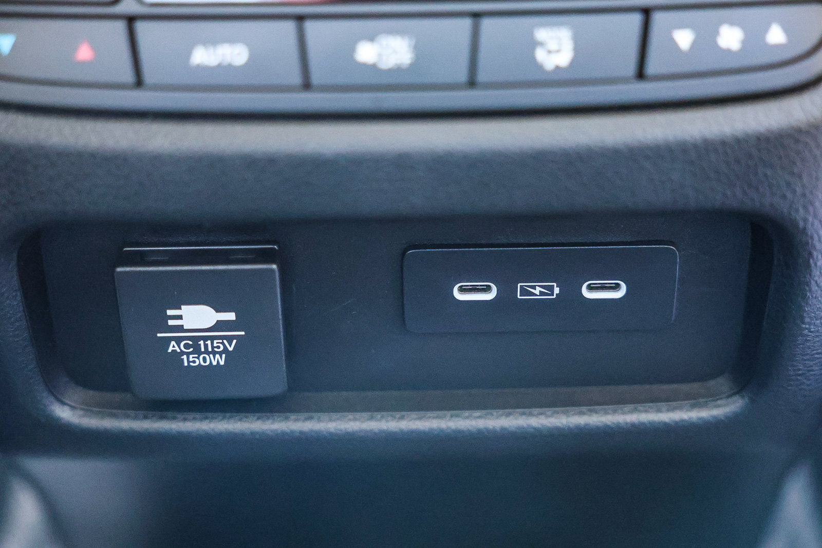 Certified 2024 Honda Pilot Elite image 9