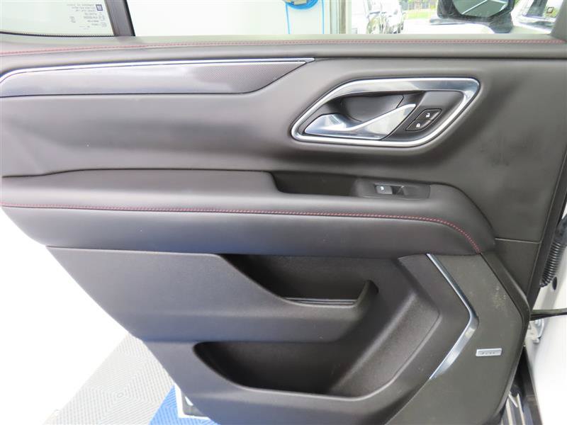 Used 2021 Chevrolet Tahoe RST w/ Luxury Package AWD/4WD image 32