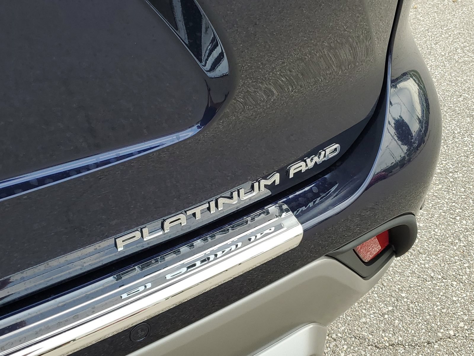 New 2026 Toyota Highlander Platinum AWD/4WD image 8