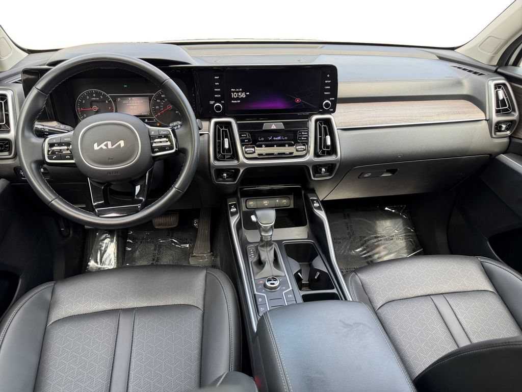 Certified 2023 Kia Sorento S w/ Panoramic Sunroof Package AWD/4WD image 14
