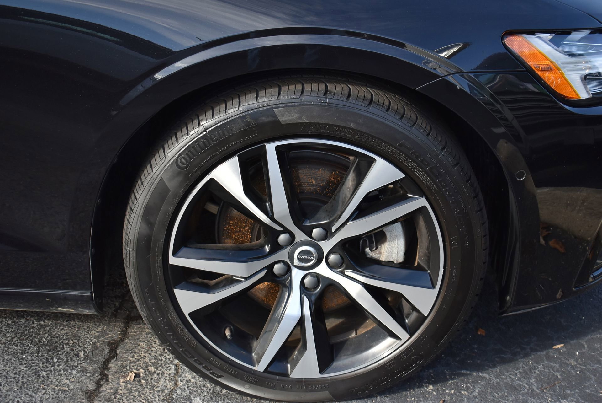 Used 2024 Volvo S60 B5 Plus image 11