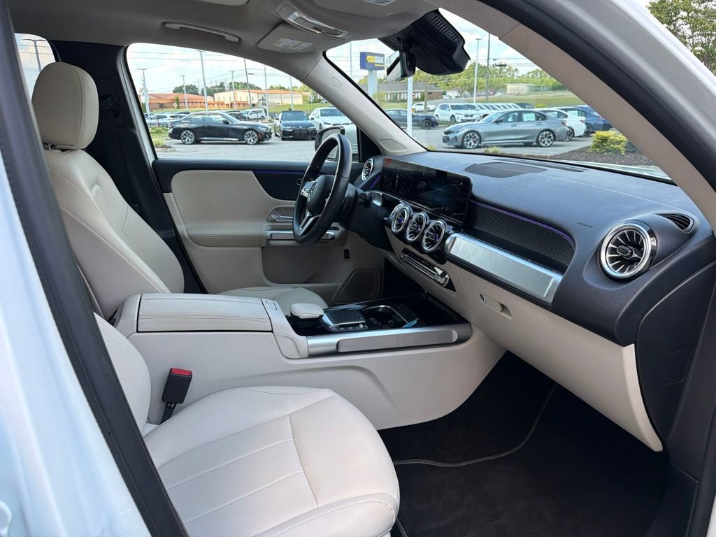 Used 2022 Mercedes-Benz GLB 250 4MATIC image 25