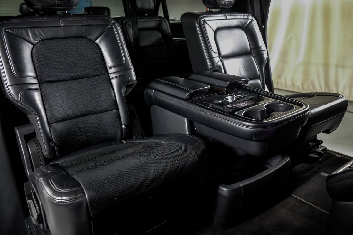 Used 2021 Lincoln Navigator L Reserve w/ Luxury Package image 29