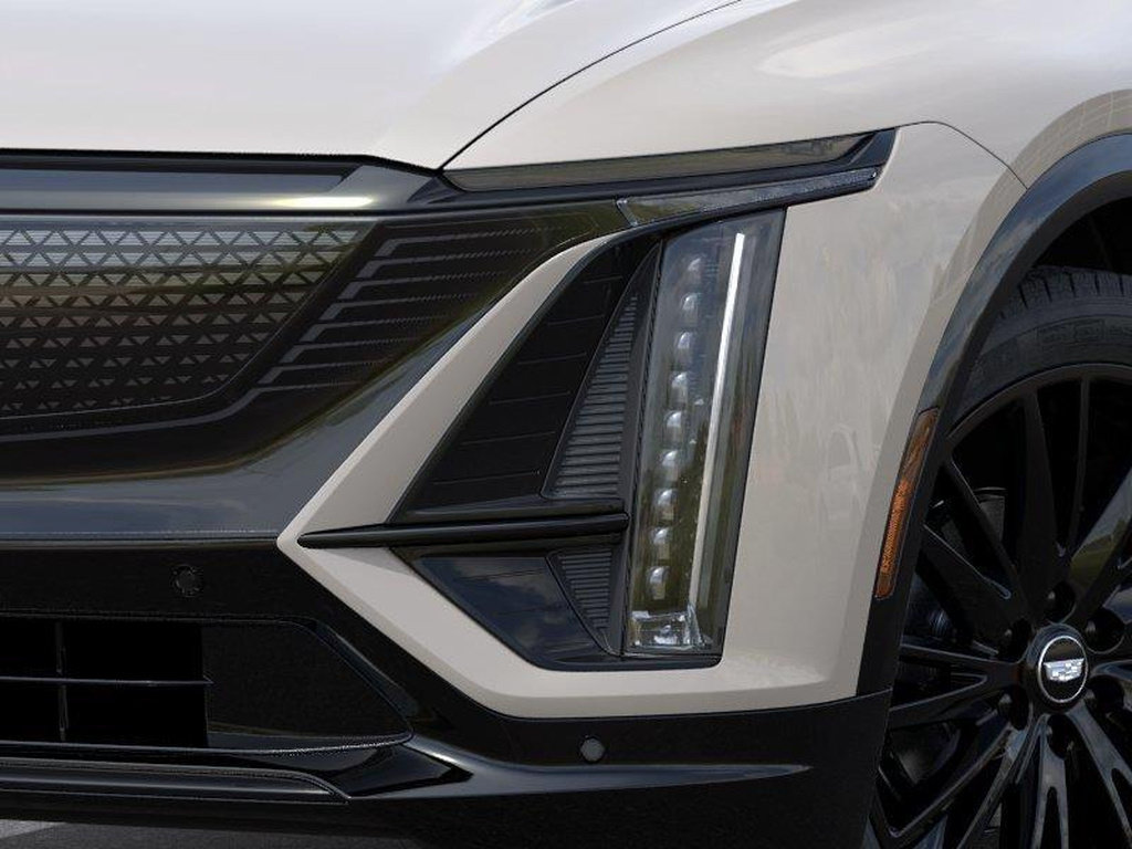 New 2027 Cadillac Lyriq Sport RWD image 10