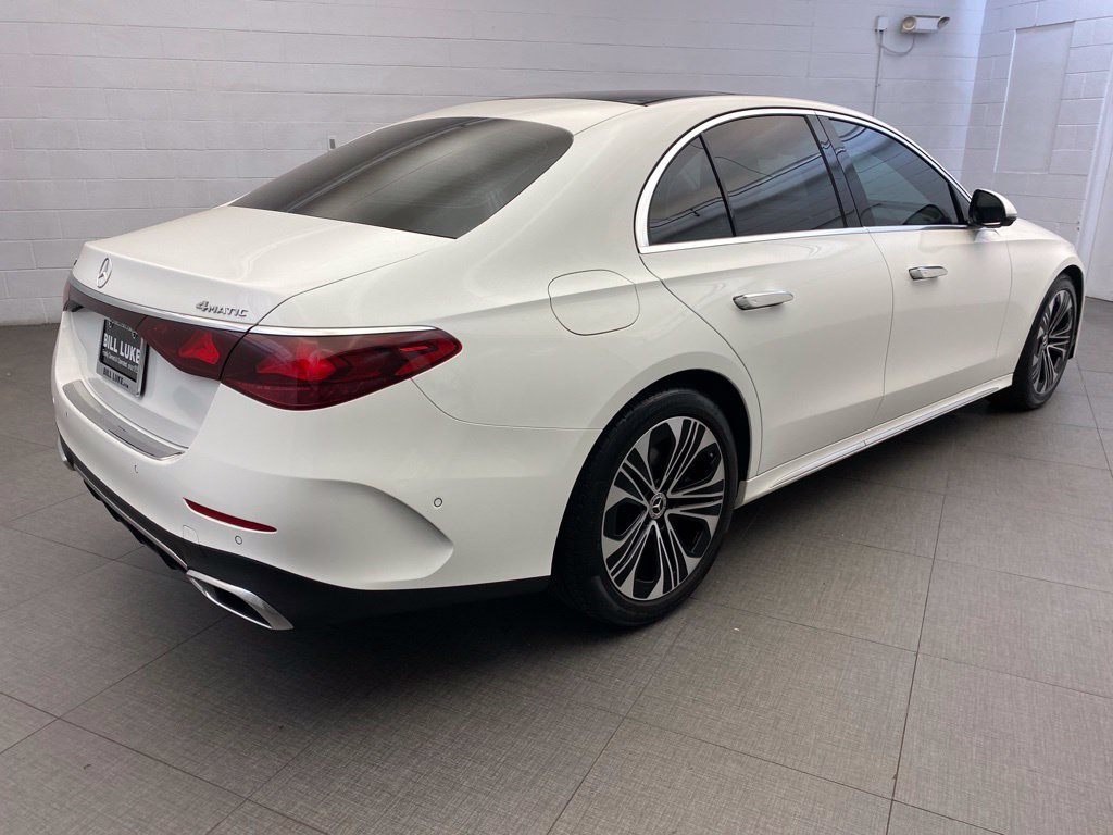 Used 2024 Mercedes-Benz E 350 4MATIC Sedan image 7