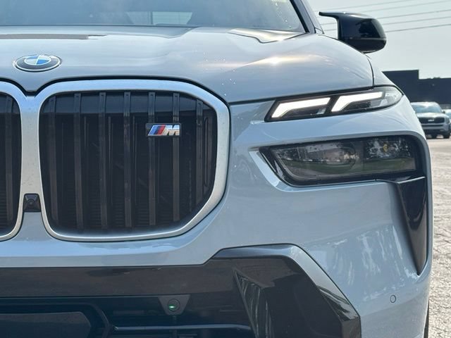 Used 2026 BMW X7 M60i AWD/4WD image 12